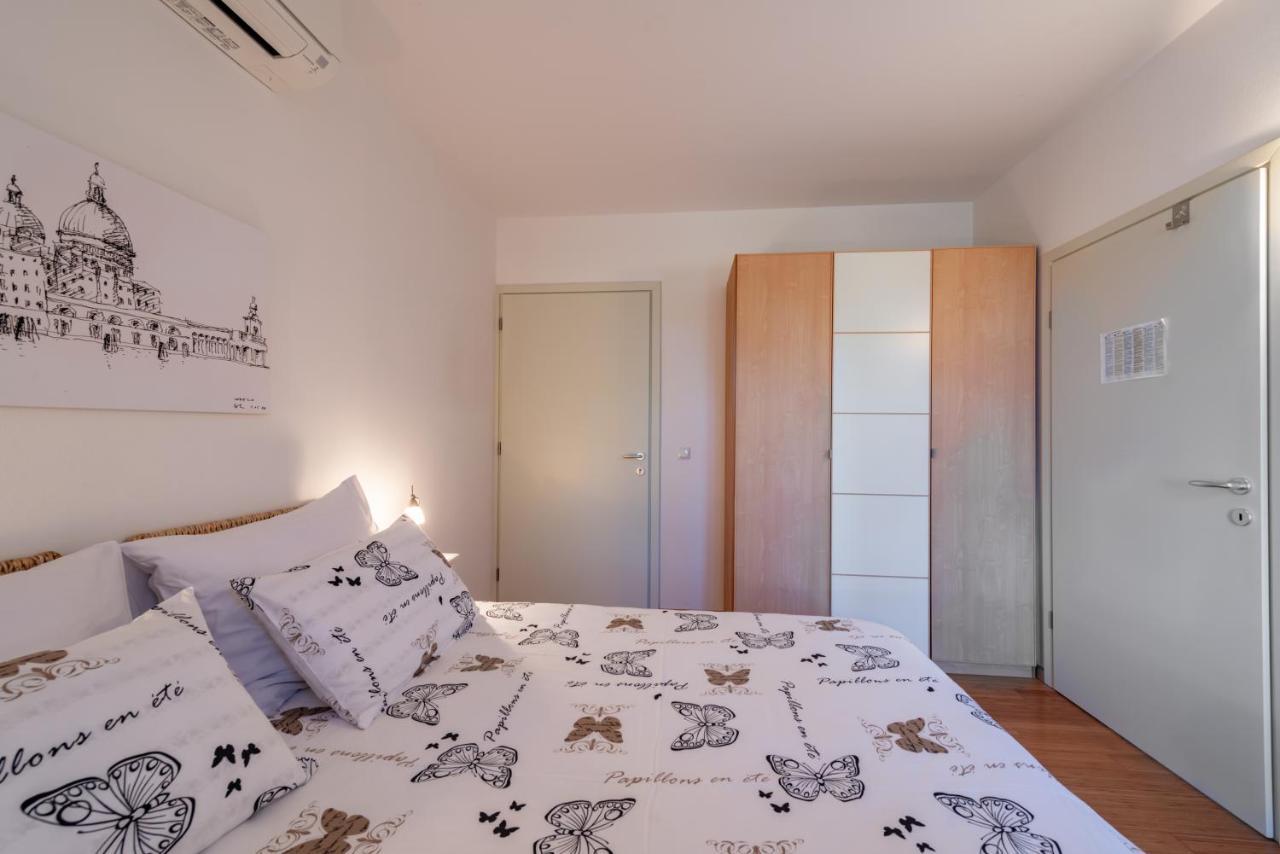 Appartamento Casa Bamboo Banjole Esterno foto