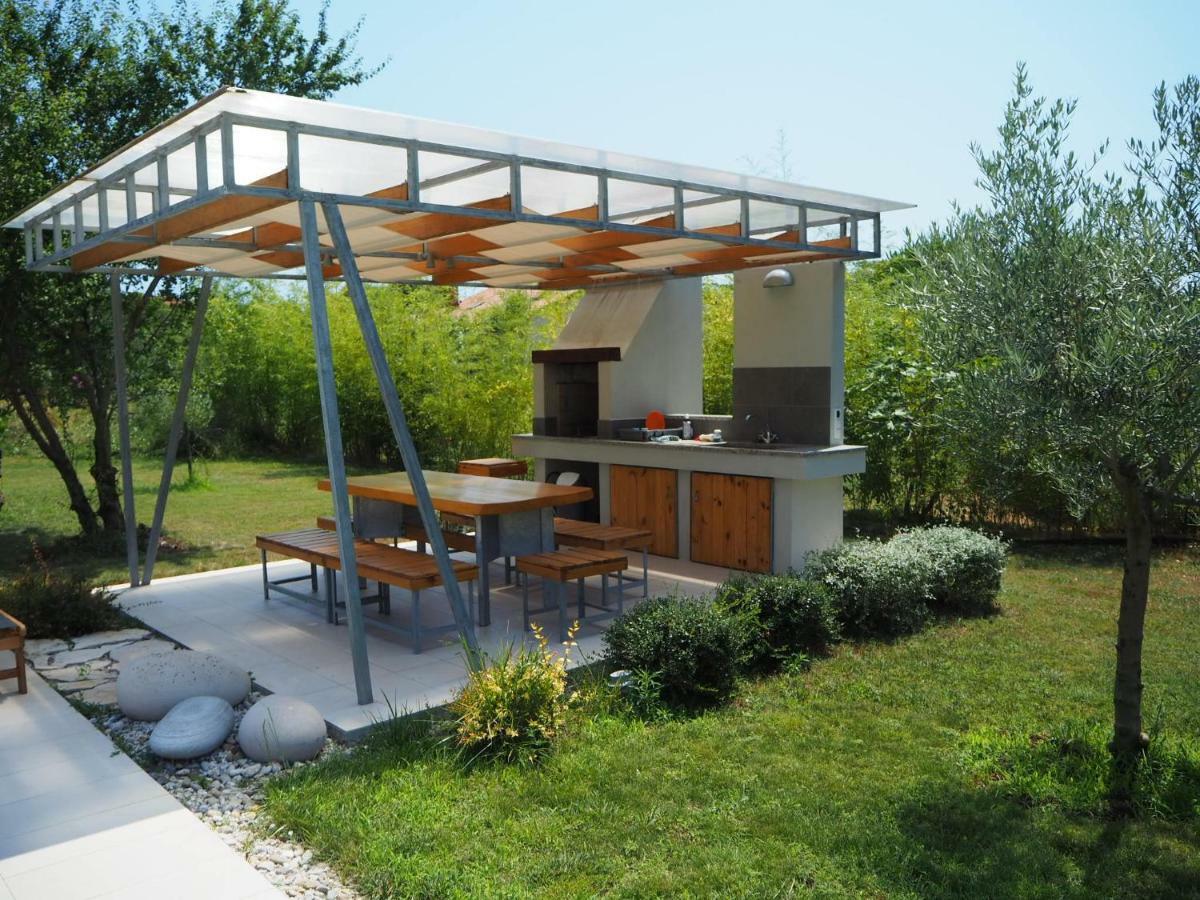 Appartamento Casa Bamboo Banjole Esterno foto