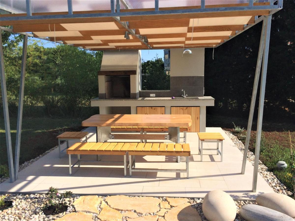 Appartamento Casa Bamboo Banjole Esterno foto